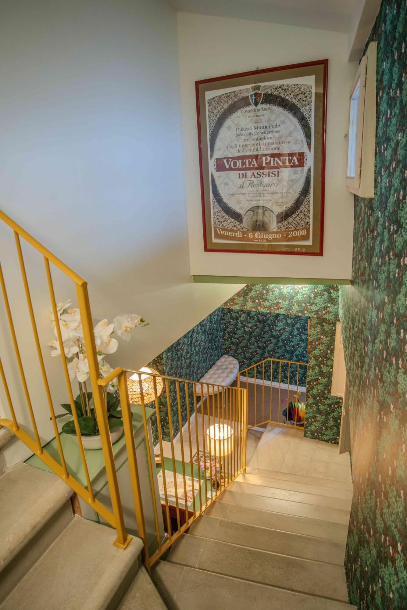 La Viola Di Assisi Hotell Eksteriør bilde